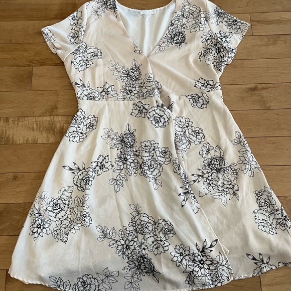 Pale Pink Wrap V-Neck Dress - Picture 1 of 4